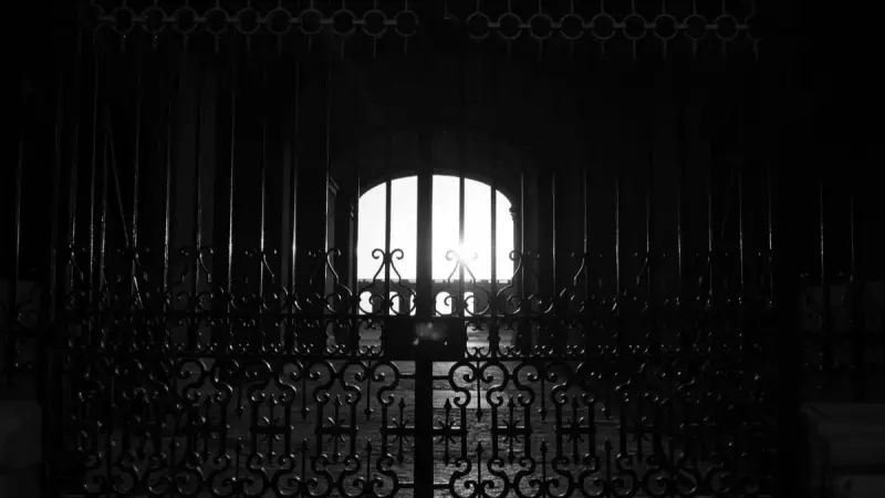 gate in Anaheim, CA